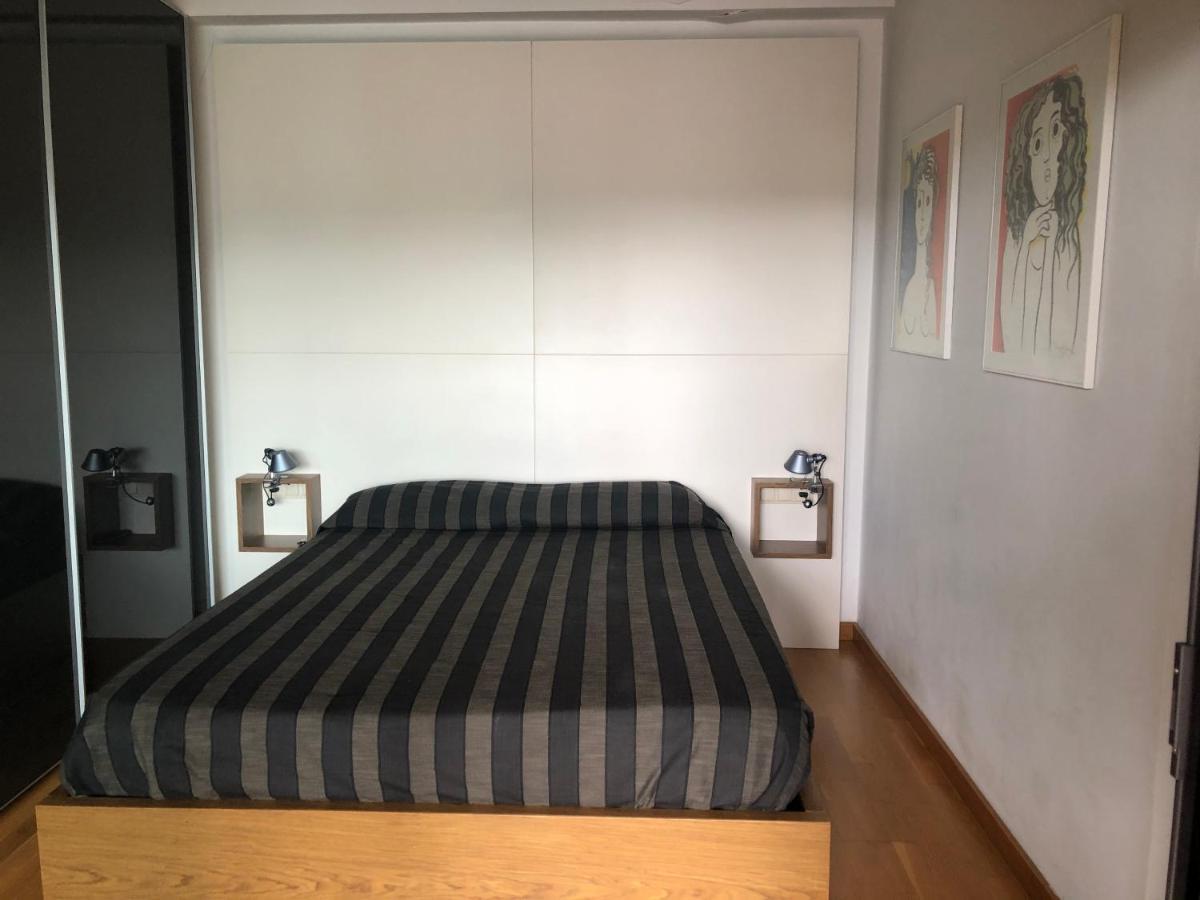 Atico De Diseno Con Terraza En El Centro De Olot Apartment ภายนอก รูปภาพ